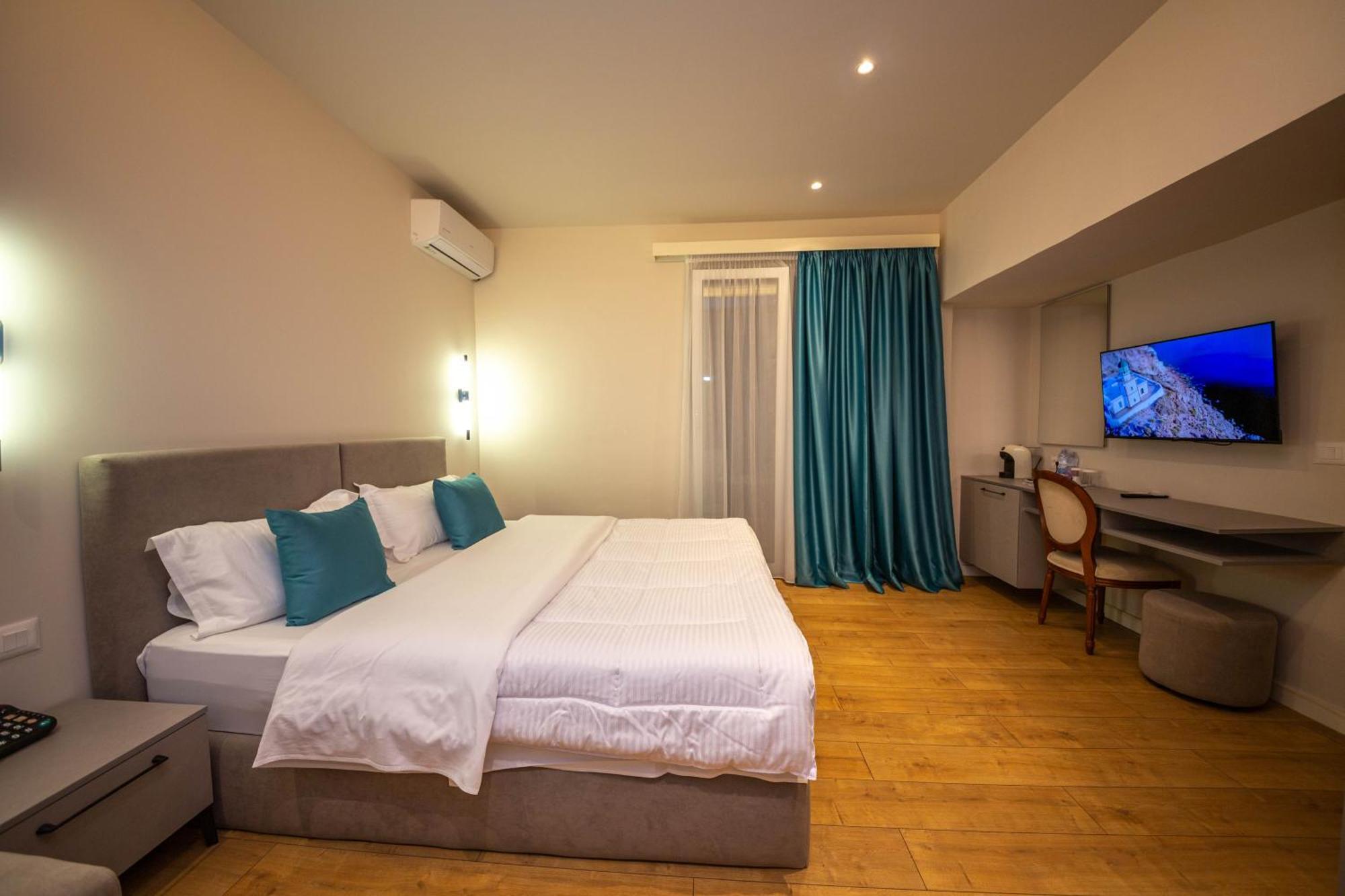 Illyrian Boutique Hotel Саранде Екстериор снимка